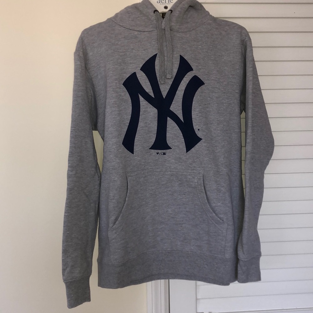 Women’s Yankee Hoodie